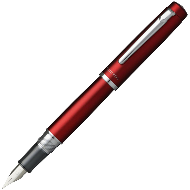 Procyon Täytekynä Carmine Red ryhmässä Kynät / Fine Writing / Täytekynät @ Pen Store (133148_r)