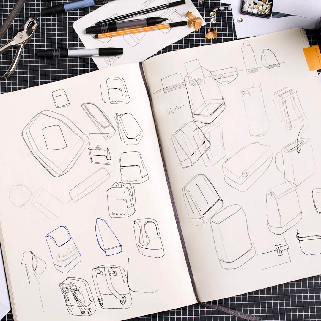 Luonnoslehtiö ART collection A3 Musta