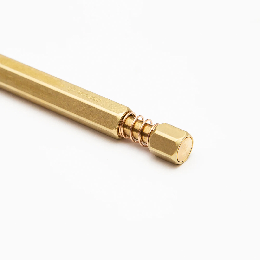 Classic Revolve Kuulakärkikynä Brass