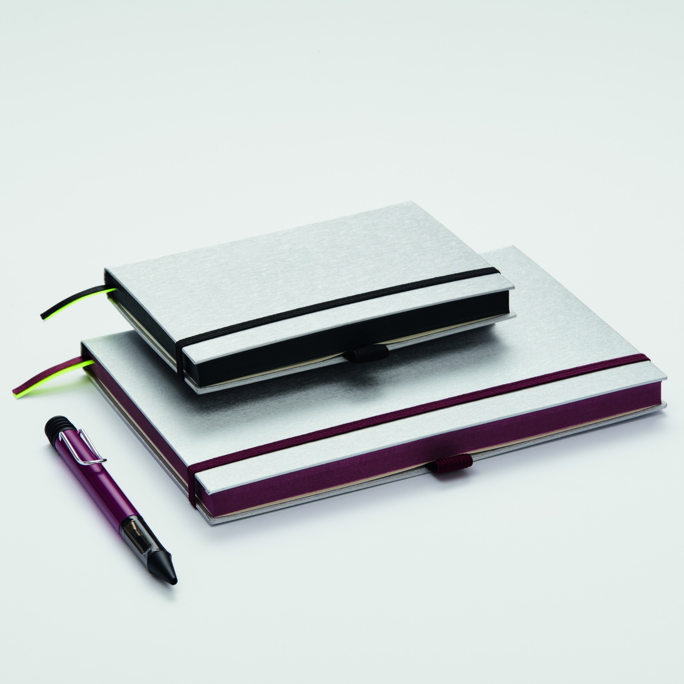 Notebook Hardcover A5 ryhmässä Paperit ja Lehtiöt / Kirjoitus ja muistiinpanot / Muistikirjat @ Pen Store (102078_r)