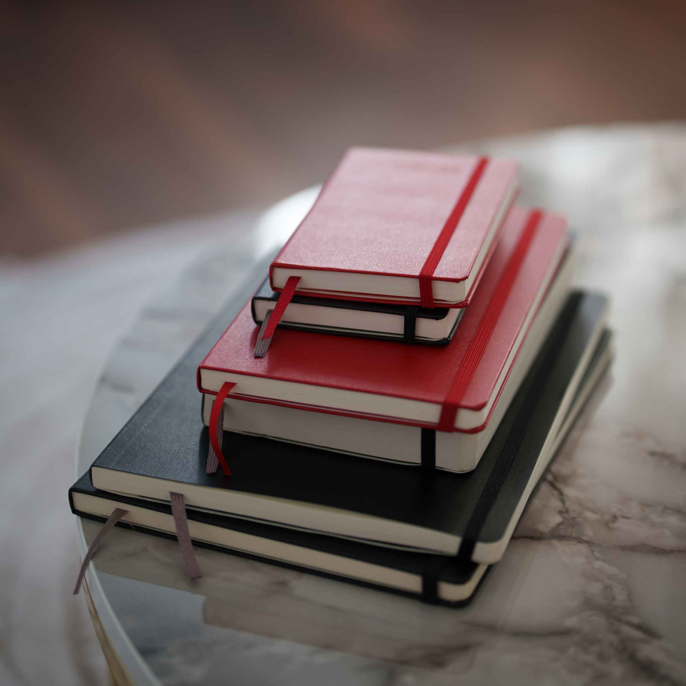 Kalenteri 12M Weekly Notebook 2027 Softcover Pocket Red 