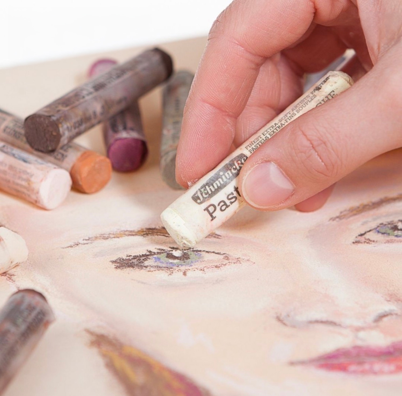 Soft Pastel Wooden Box 100-setti
