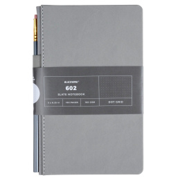 602 Slate Notebook + Pencil ryhmässä Paperit ja Lehtiöt / Kirjoitus ja muistiinpanot / Muistikirjat @ Pen Store (100499_r)