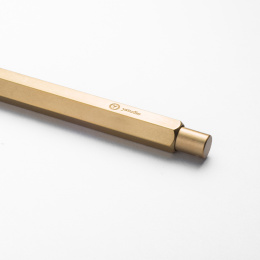 Classic Revolve Sketching Pencil 2 mm Brass ryhmässä Kynät / Taiteilijakynät / Luonnostelukynät @ Pen Store (101378)