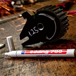 780 Paint Marker 0.8 mm valkoinen ryhmässä Kynät / Toimisto ja merkkaus / Merkkauskynät @ Pen Store (110313)