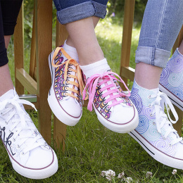 4500 Tekstiilitussi 066 Neon Orange ryhmässä Askartelu ja Harrastus / Värit / Kangasvärit ja -kynät @ Pen Store (110337)