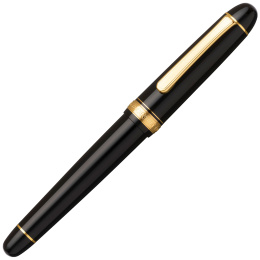 #3776 Century Täytekynä Black Gold Trim Music nib ryhmässä Kynät / Fine Writing / Täytekynät @ Pen Store (112519)