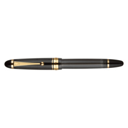 Custom 823 Täytekynä Black ryhmässä Kynät / Fine Writing / Täytekynät @ Pen Store (128150_r)