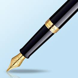 Hémisphère Black/Gold Täytekynä  ryhmässä Kynät / Fine Writing / Täytekynät @ Pen Store (132009_r)