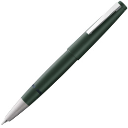 2000 Täytekynä Pine Green Limited Edition 2024 ryhmässä Kynät / Fine Writing / Täytekynät @ Pen Store (133829)