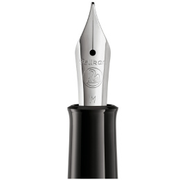 Classic M205 Täytekynä Black-silver ryhmässä Kynät / Fine Writing / Täytekynät @ Pen Store (134772_r)