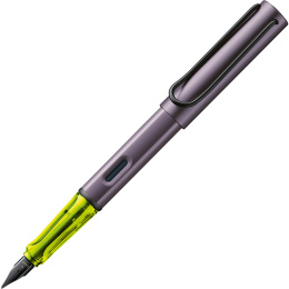AL-star Täytekynä Aubergine Medium ryhmässä Kynät / Fine Writing / Täytekynät @ Pen Store (135238)
