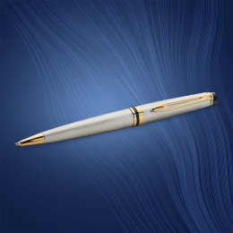 Expert Steel/Gold Kuulakärkikynä ryhmässä Kynät / Fine Writing / Kuulakärkikynät @ Pen Store (135461)