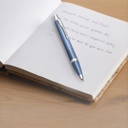 IM Rituals Blue/Chrome Kuulakärkikynä ryhmässä Kynät / Fine Writing / Kuulakärkikynät @ Pen Store (135482)
