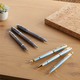 IM Rituals Gradient Blue/Gold Kuulakärkikynä ryhmässä Kynät / Fine Writing / Kuulakärkikynät @ Pen Store (135486)