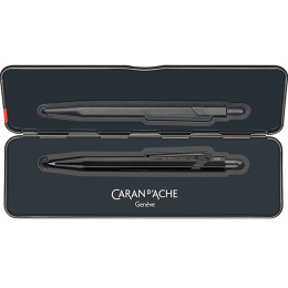 849 Black Code Lyijytäytekynä 0,5 mm ryhmässä Kynät / Kirjoittaminen / Lyijytäytekynät @ Pen Store (135640)