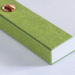Craftsman Sketchbook A5 - Olivine ryhmässä Paperit ja Lehtiöt / Taiteilijalehtiöt / Luonnoskirjat @ Pen Store (135791)