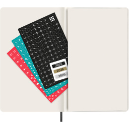 Kalenteri 12M Weekly Horizontal 2026 Softcover Large Black ryhmässä Paperit ja Lehtiöt / Kalenterit / 12 kk kalenterit @ Pen Store (136107)