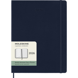 Kalenteri 12M Weekly Notebook 2026 Hardcover XL Sapphire Blue ryhmässä Paperit ja Lehtiöt / Kalenterit / 12 kk kalenterit @ Pen Store (136128)