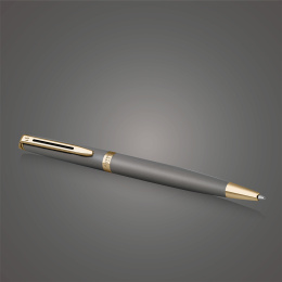 Hémisphère Stone Grey Kuulakärkikynä ryhmässä Kynät / Fine Writing / Kuulakärkikynät @ Pen Store (136170) Hémisphère Stone Grey Kuulakärkikynä ryhmässä Kynät / Fine Writing / Kuulakärkikynät @ Pen Store (136170)