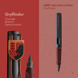 Safari Täytekynä Gryffindor ryhmässä Kynät / Fine Writing / Täytekynät @ Pen Store (136186_r)