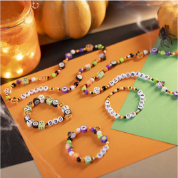 Tee se itse -sarja Halloween Korusetti 1 ryhmässä Askartelu ja Harrastus / Lomat ja vuodenajat / Halloween @ Pen Store (136214)