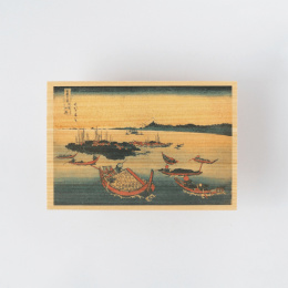 Postikortti Hinoki-puusta – Hokusai ”Views of Mount Fuji” 6 sarja B ryhmässä Askartelu ja Harrastus / Lomat ja vuodenajat / Kortit ja kirjekuoret @ Pen Store (136593)