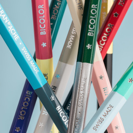 Bicolor Alpine Frost 9‑setti + sivellin ryhmässä Kynät / Taiteilijakynät / Akvarellikynät @ Pen Store (136599)