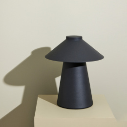 Chipper Pöytävalaisin Musta ryhmässä Askartelu ja Harrastus / Harrastustarvikkeet / Valaisimet @ Pen Store (136664)