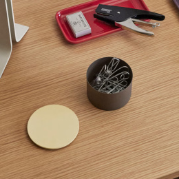 Säilytys District Box Small Ruskea/Keltainen ryhmässä Askartelu ja Harrastus / Järjestää / Laatikko @ Pen Store (136675)