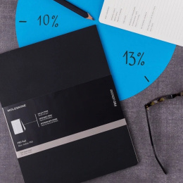 Pro Hard Cover Notebook XL Black Viivallinen ryhmässä Paperit ja Lehtiöt / Kirjoitus ja muistiinpanot / Muistikirjat @ Pen Store (136836)