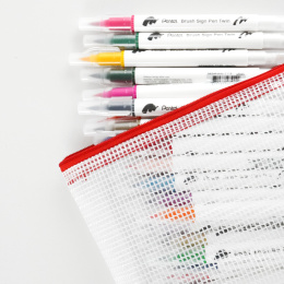 Brush Sign Pen Twin 30 kpl + Zipper Pouch ryhmässä Kynät / Taiteilijakynät / Sivellinkynät @ Pen Store (137002)