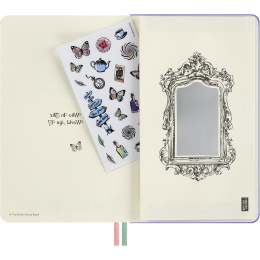 Kalenteri 18M WeekNote Hard Cover Large Alice in Wonderland ryhmässä Paperit ja Lehtiöt / Kalenterit / 18 kk kalenterit @ Pen Store (137025)