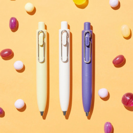 Kuulakärkikynä One P Banana ryhmässä Kynät / Fine Writing / Kuulakärkikynät @ Pen Store (137063)