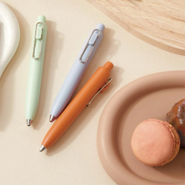 Kuulakärkikynä One P Peach Milk ryhmässä Kynät / Fine Writing / Kuulakärkikynät @ Pen Store (137067)