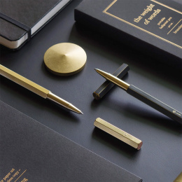 Classic Revolve Rollerball Black ryhmässä Kynät / Fine Writing / Rollerball-kynät @ Pen Store (137414)
