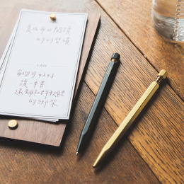 Classic Revolve Kuulakärkikynä Black ryhmässä Kynät / Fine Writing / Kuulakärkikynät @ Pen Store (137415)