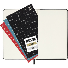 Kalenteri 12M Daily 2027 Hardcover Pocket Black ryhmässä Paperit ja Lehtiöt / Kalenterit / 12 kk kalenterit @ Pen Store (137432)