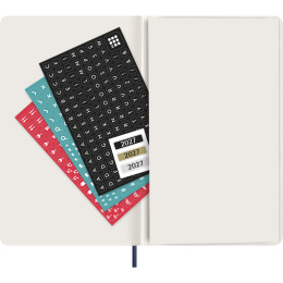 Kalenteri 12M Weekly Notebook 2027 Softcover Large Sapphire Blue  ryhmässä Paperit ja Lehtiöt / Kalenterit / 12 kk kalenterit @ Pen Store (137454)
