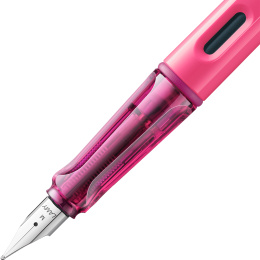 Safari Täytekynä Neon Pink ryhmässä Kynät / Fine Writing / Täytekynät @ Pen Store (137583_r)