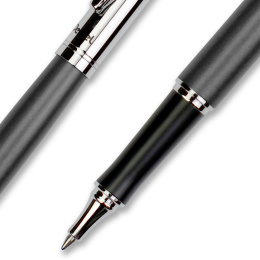 Energel Sterling Premium Black ryhmässä Kynät / Kirjoittaminen / Geelikynät @ Pen Store (137589)