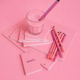 Block Pink No.18 A4 Viivoitettu ryhmässä Paperit ja Lehtiöt / Kirjoitus ja muistiinpanot / Vihkot ja lehtiöt @ Pen Store (138103)