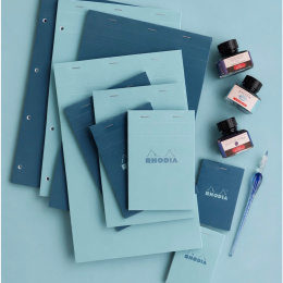 Block Azure No.16 A5 Viivoitettu ryhmässä Paperit ja Lehtiöt / Kirjoitus ja muistiinpanot / Vihkot ja lehtiöt @ Pen Store (138115)