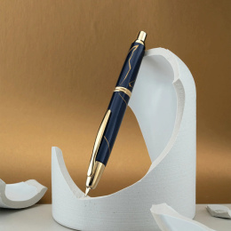 Capless Täytekynä Limited Edition 2026 Golden Journey ryhmässä Kynät / Fine Writing / Täytekynät @ Pen Store (138176_r)