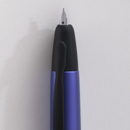 Capless Täytekynä Limited Edition 2026 Steel Purple ryhmässä Kynät / Fine Writing / Täytekynät @ Pen Store (138178_r)