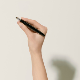 Meisterstück LeGrand Täytekynä Platinum Medium ryhmässä Kynät / Fine Writing / Täytekynät @ Pen Store (138218)