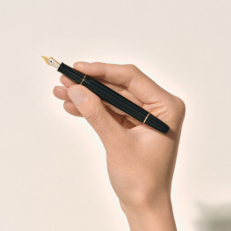 Meisterstück Classique Täytekynä Medium ryhmässä Kynät / Fine Writing / Täytekynät @ Pen Store (138226)