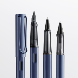 Lx Blue Täytekynä  ryhmässä Kynät / Fine Writing / Täytekynät @ Pen Store (138232_r)