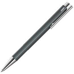 Logo M+ Anthracite Kuulakärkikynä ryhmässä Kynät / Fine Writing / Kuulakärkikynät @ Pen Store (138240)