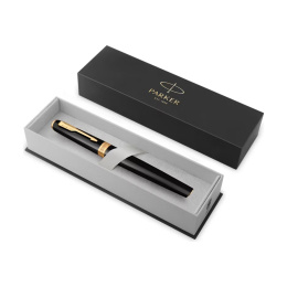 Meridian Matte Black/Gold Rollerball ryhmässä Kynät / Fine Writing / Rollerball-kynät @ Pen Store (138301)